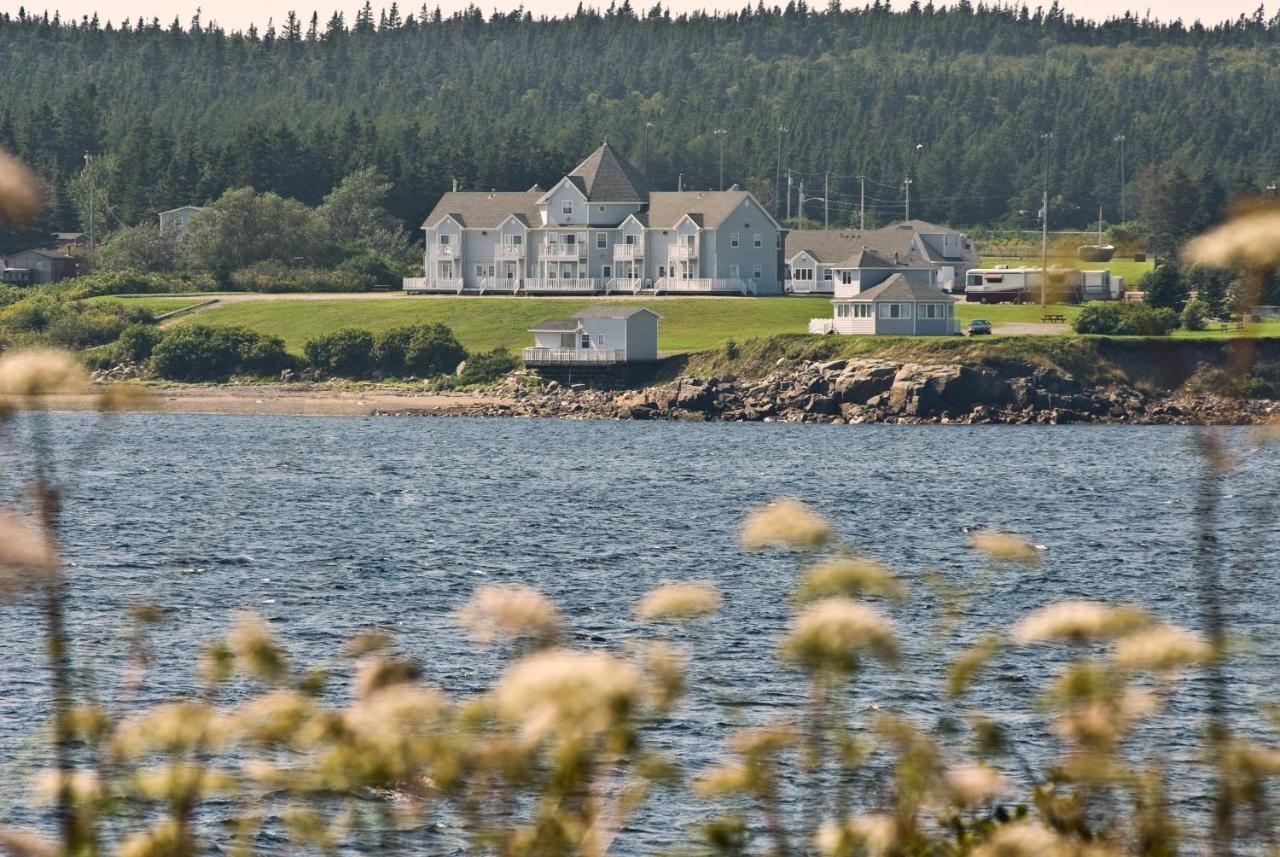 North Star Beach Suites Louisbourg Exterior foto